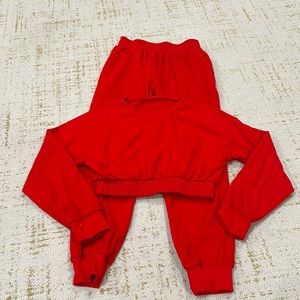 RED SWEATSET